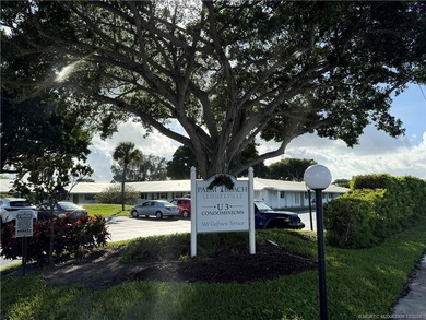 Beach Condo For Sale in Boynton Beach, Florida