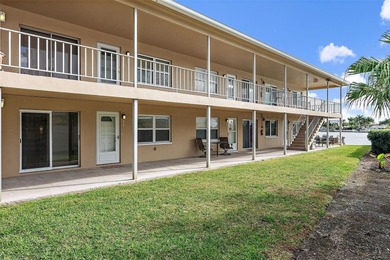 Beach Condo For Sale in Treasure Island, Florida