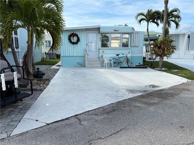 Beach Home For Sale in Jensen Beach, Florida