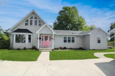 Beach Home For Sale in Port Clinton, Ohio