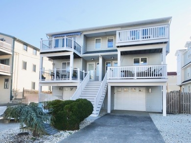 Beach Townhome/Townhouse For Sale in Sea Isle City, New Jersey