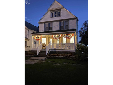 Beach Home For Sale in Vermilion, Ohio