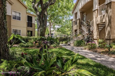 Beach Condo For Sale in Ponte Vedra Beach, Florida