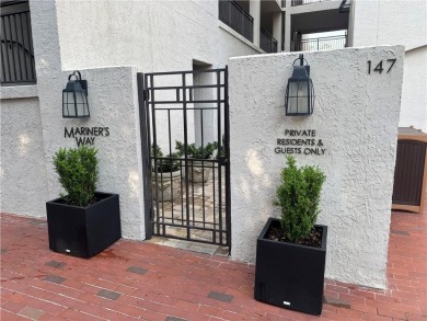 Beach Condo For Sale in Hilton Head Island, South Carolina