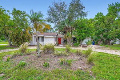 Beach Home Sale Pending in Sarasota, Florida