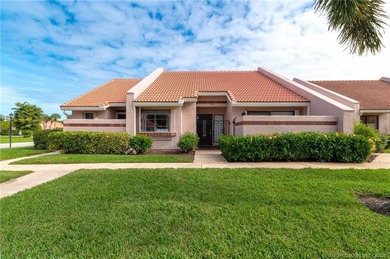 Home For Sale in Port Saint Lucie image photo picture