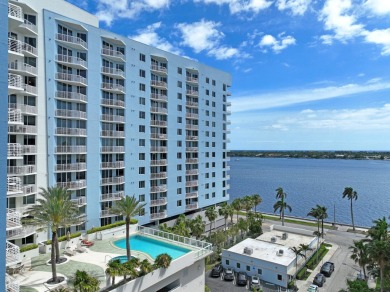 Beach Condo For Sale in West Palm Beach, Florida