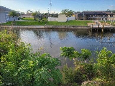 Beach Lot For Sale in Cape Coral, Florida