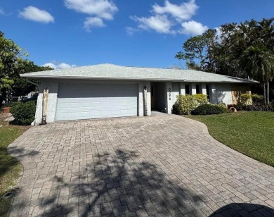 Beach Home For Sale in St. Petersburg, Florida