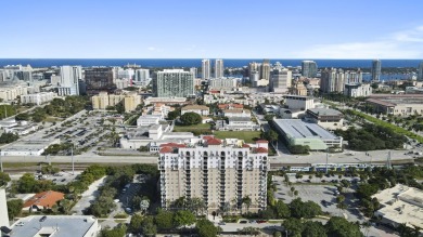 Beach Condo For Sale in West Palm Beach, Florida