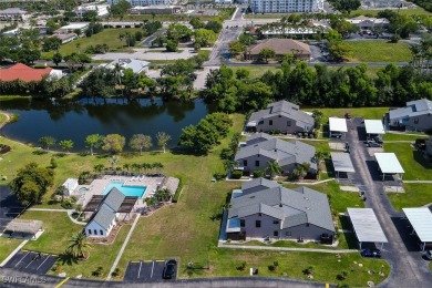 Beach Townhome/Townhouse For Sale in Fort Myers, Florida