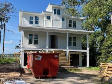 Beach Home Sale Pending in Oak Island, North Carolina