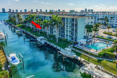 Beach Condo For Sale in North Palm Beach, Florida