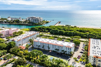 Beach Condo For Sale in Boca Raton, Florida
