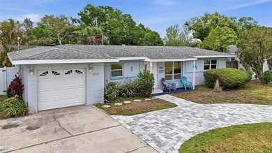 Beach Home Sale Pending in St. Petersburg, Florida