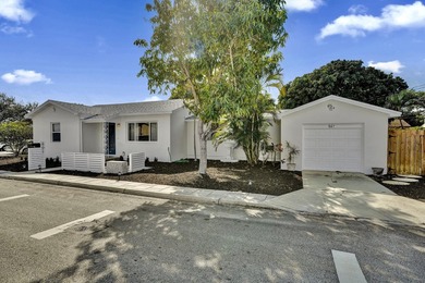 Beach Home Sale Pending in Lake Worth Beach, Florida