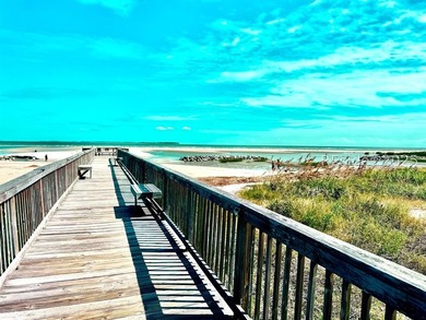 Beach Condo For Sale in Hilton Head Island, South Carolina