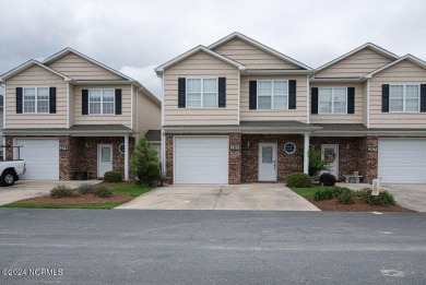 Beach Townhome/Townhouse Sale Pending in Surf City, North Carolina