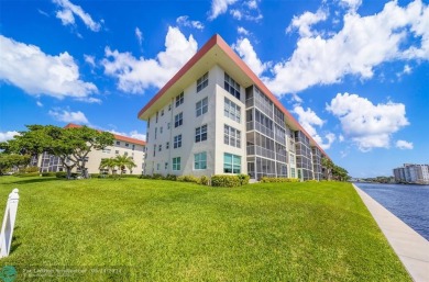 Beach Condo For Sale in Lighthouse Point, Florida