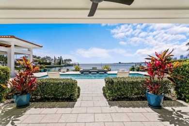 Beach Home For Sale in St. Petersburg, Florida