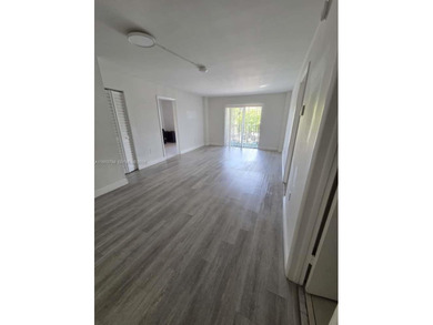 Beach Condo For Sale in Miami, Florida