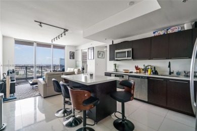 Beach Condo For Sale in Miami, Florida