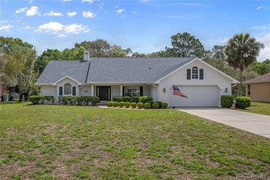 Beach Home Sale Pending in Homosassa, Florida