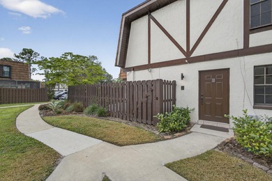 Beach Townhome/Townhouse For Sale in Royal Palm Beach, Florida