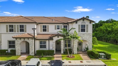 Beach Townhome/Townhouse For Sale in Miami, Florida