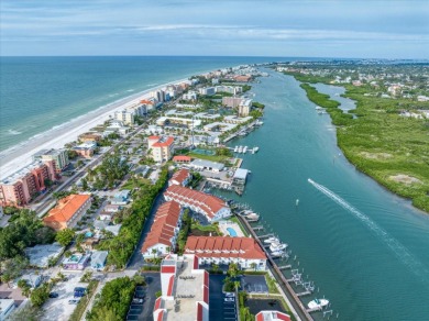 Beach Townhome/Townhouse For Sale in Indian Shores, Florida