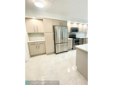 Beach Condo For Sale in Boca Raton, Florida