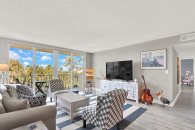 Beach Condo For Sale in Juno Beach, Florida