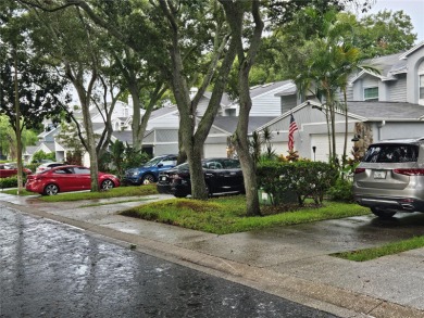 Beach Townhome/Townhouse For Sale in Palm Harbor, Florida