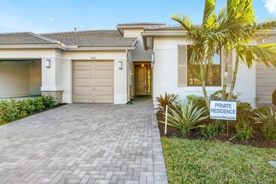 Beach Townhome/Townhouse For Sale in Port Saint Lucie, Florida
