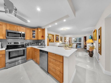 Beach Condo For Sale in Boynton Beach, Florida