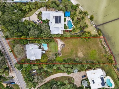 Beach Home For Sale in Stuart, Florida