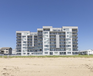 Beach Condo For Sale in Old Orchard Beach, Maine
