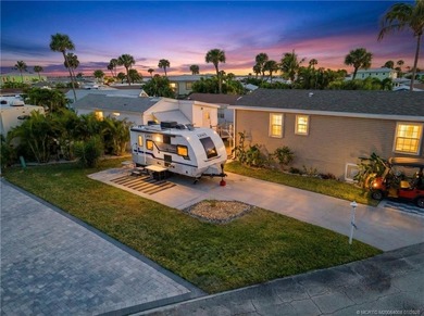 Beach Lot For Sale in Jensen Beach, Florida