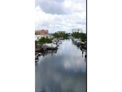 Beach Townhome/Townhouse For Sale in North Miami, Florida