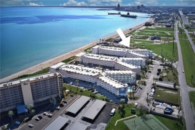 Beach Condo For Sale in Corpus Christi, Texas