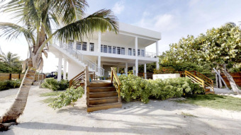 Beach Home For Sale in San Pedro, Ambergris Caye, Belize