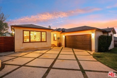 Beach Home For Sale in Redondo Beach, California