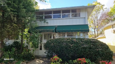 Beach Home For Sale in Lakeside, Ohio