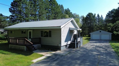 Beach Home For Sale in Manistique, Michigan