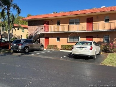 Beach Condo For Sale in Stuart, Florida