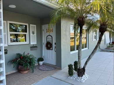 Beach Home For Sale in Delray Beach, Florida