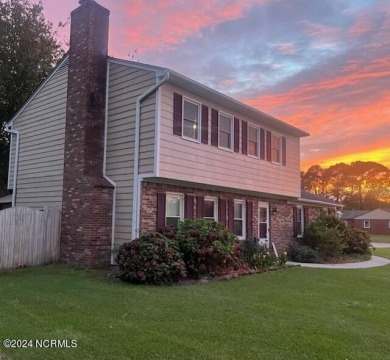 Beach Home For Sale in Newport, North Carolina