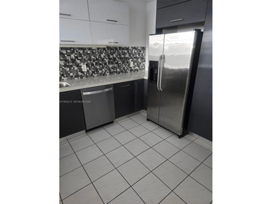 Beach Condo For Sale in Miami, Florida