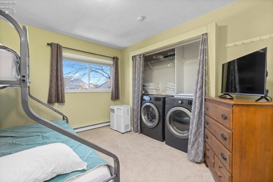 Beach Condo For Sale in Oak Harbor, Ohio