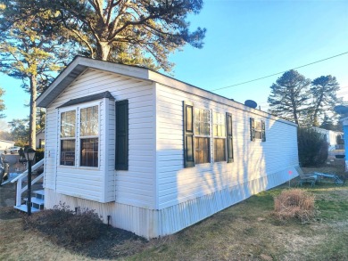 Beach Home For Sale in Riverhead, New York
